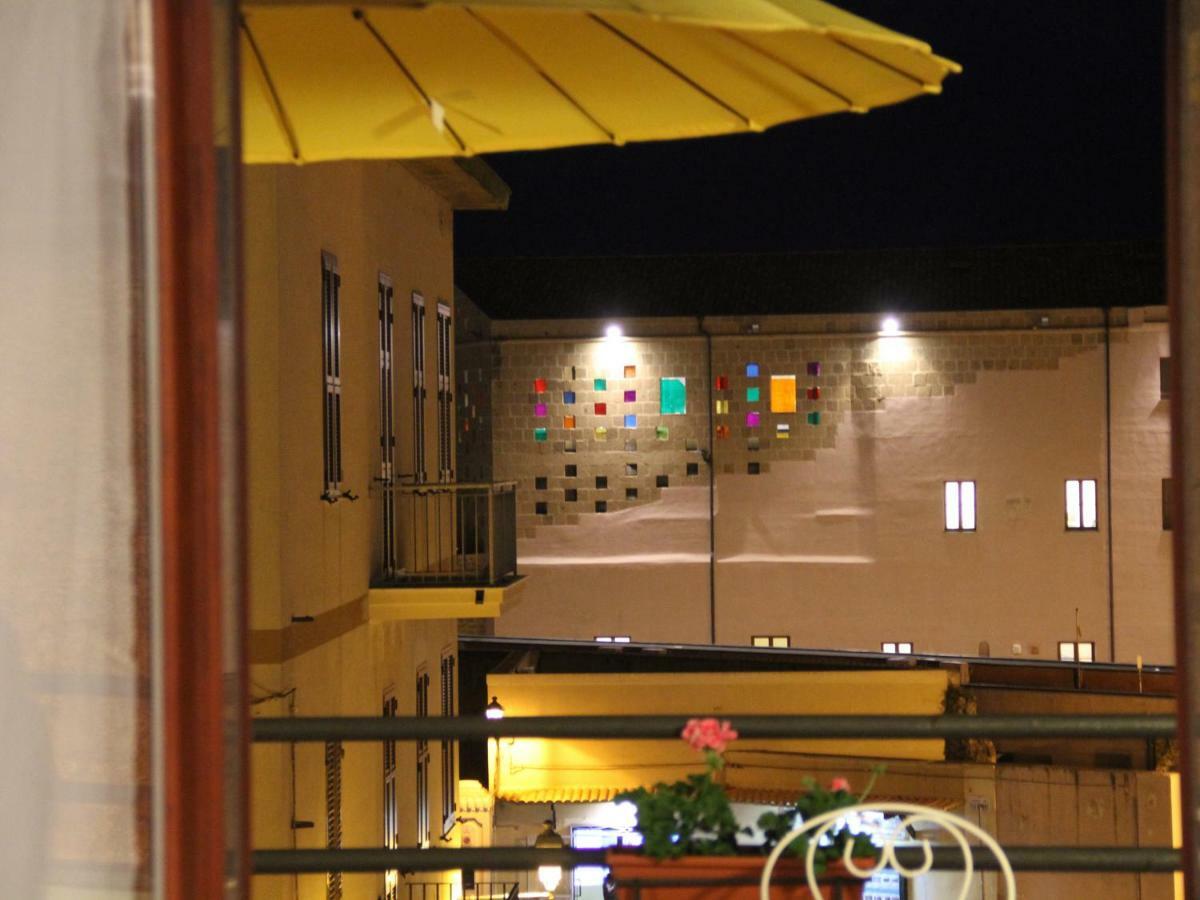 Aqui Bed & Breakfast อาลเกโร ภายนอก รูปภาพ