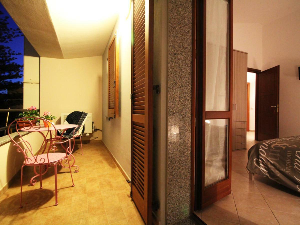 Aqui Bed & Breakfast อาลเกโร ภายนอก รูปภาพ