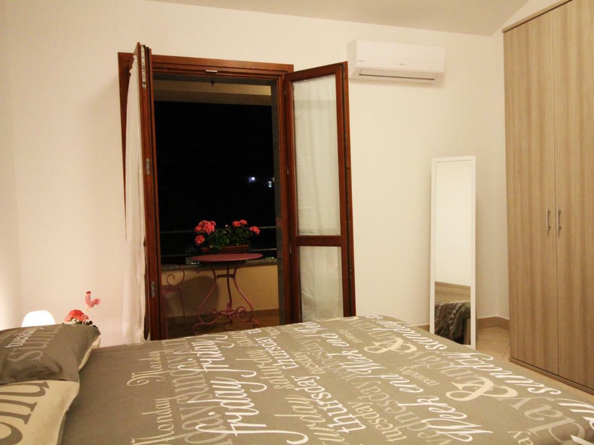Aqui Bed & Breakfast อาลเกโร ภายนอก รูปภาพ
